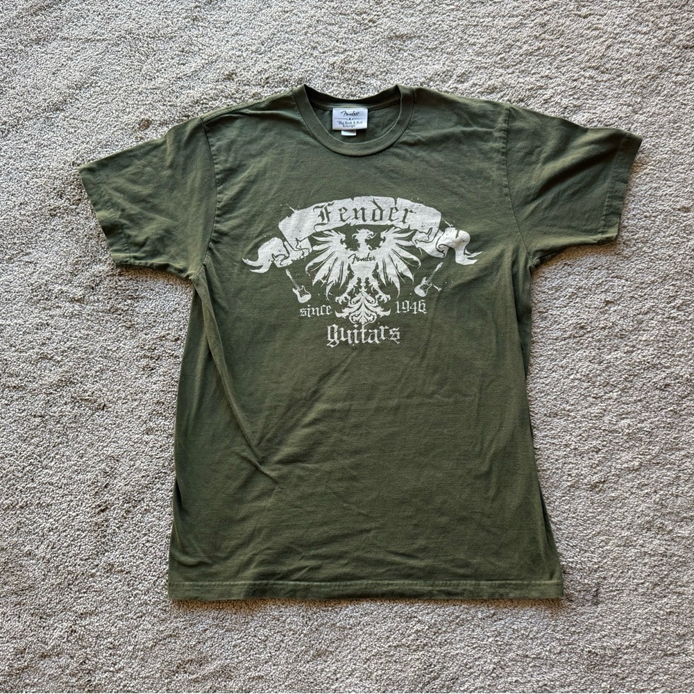 Y2K Fender Guitars Graphic Tee